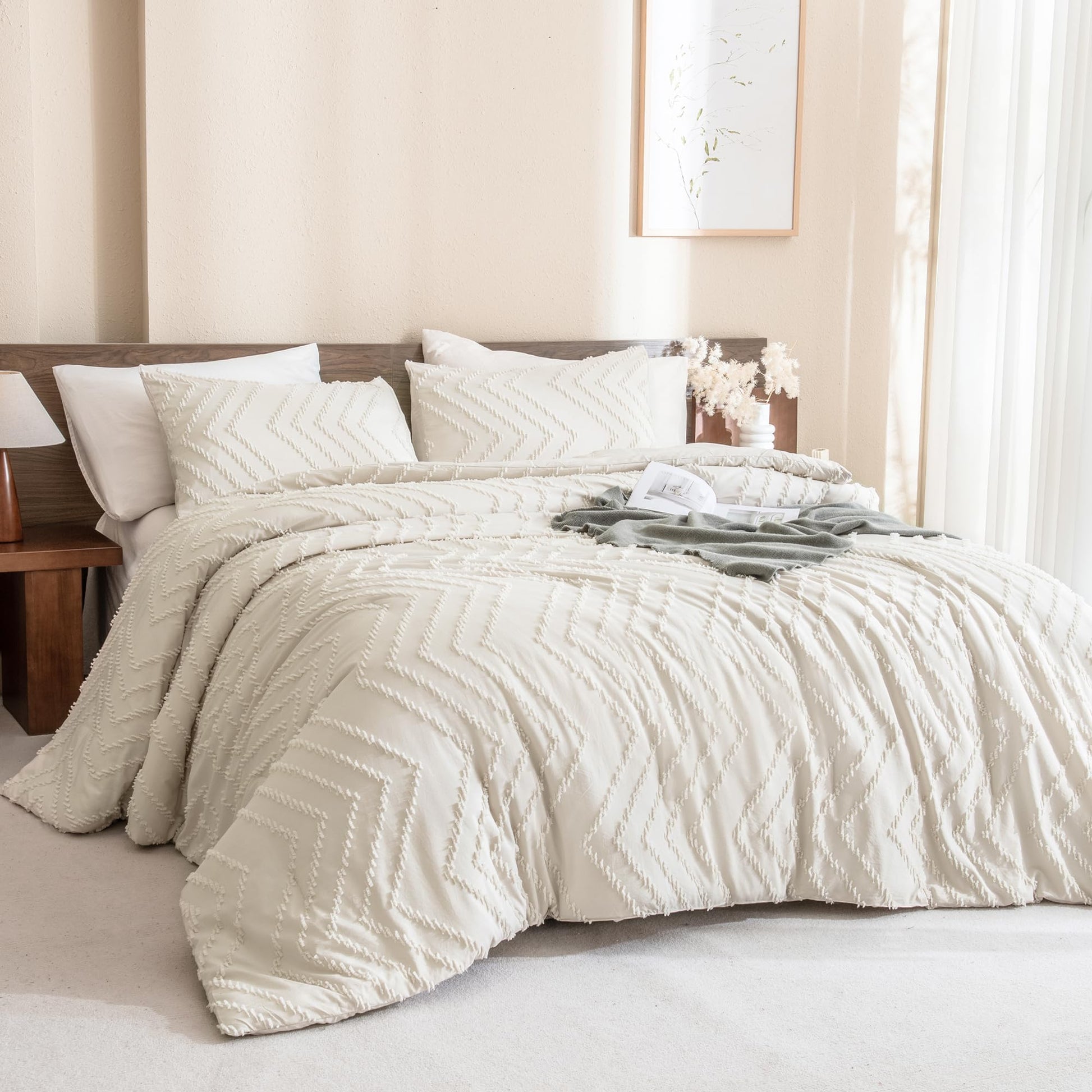 Queen Comforter Set Beige Comforters Queen Size Boho Cream Soft Warm Tufted Neutral Bedding Comforter Sets for Queen Bed